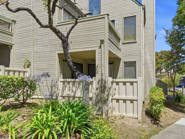 3778 Stoneglen N, Richmond CA 94806