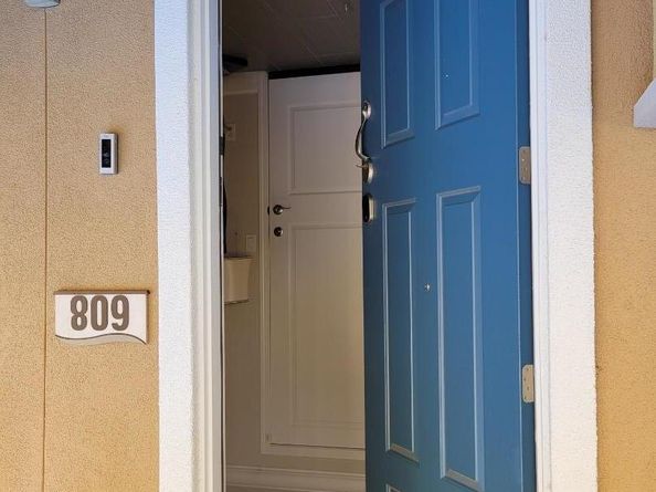 632 True Wind Way 608, Redwood City CA 94063