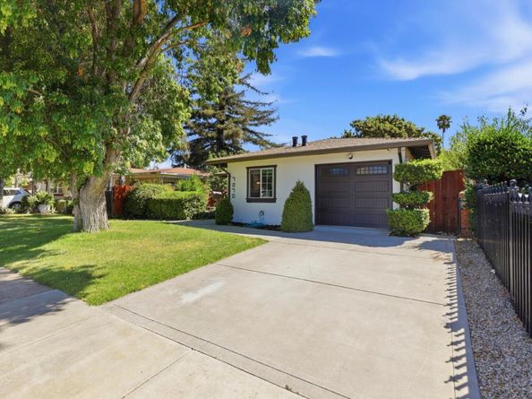 7070 Hanna Street, Gilroy CA 95020
