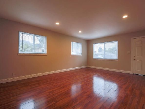 1159 Garden Street, East Palo Alto CA 94303