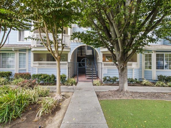 613 Arcadia Terrace 102, Sunnyvale CA 94085