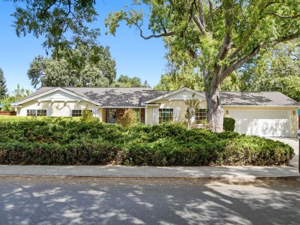 699 Rosita Avenue, Los Altos CA 94024