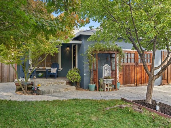 2050 Ralmar Avenue, East Palo Alto CA 94303