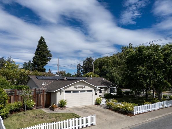 2349 Carol Avenue, Mountain View CA 94040