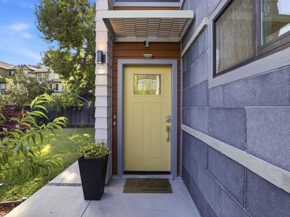 2212 Leland Avenue, Mountain View CA 94040