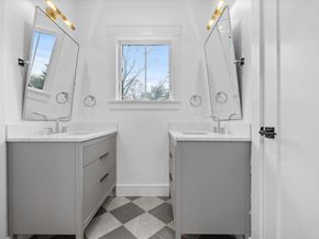 26 Beacon Ave, Newburyport MA 01950