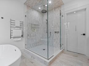 26 Beacon Ave, Newburyport MA 01950