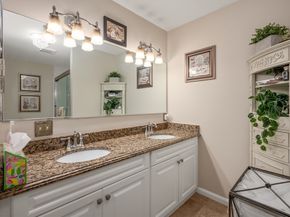 38 Village Rd 515, Middleton MA 01949