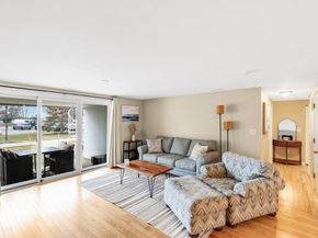 126 Merrimac St 19, Newburyport MA 01950