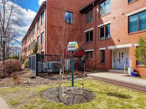 126 Merrimac St 19, Newburyport MA 01950