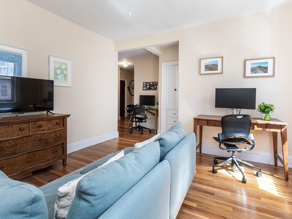 48 Strathmore Rd 26, Boston MA 02135