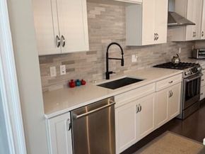 11 Baiting Brook Rd 11, Framingham MA 01701