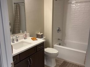 11 Baiting Brook Rd 11, Framingham MA 01701