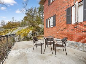 12 Parkway Dr, Saugus MA 01906