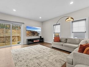 14 Elmrock Dr, Grafton MA 01536
