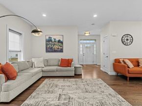 14 Elmrock Dr, Grafton MA 01536