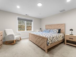 14 Elmrock Dr, Grafton MA 01536