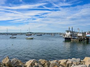 76 Court Street 6, Plymouth MA 02360