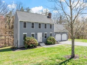 25 Slack Brook Rd, Leominster MA 01453