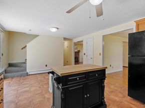 25 Slack Brook Rd, Leominster MA 01453