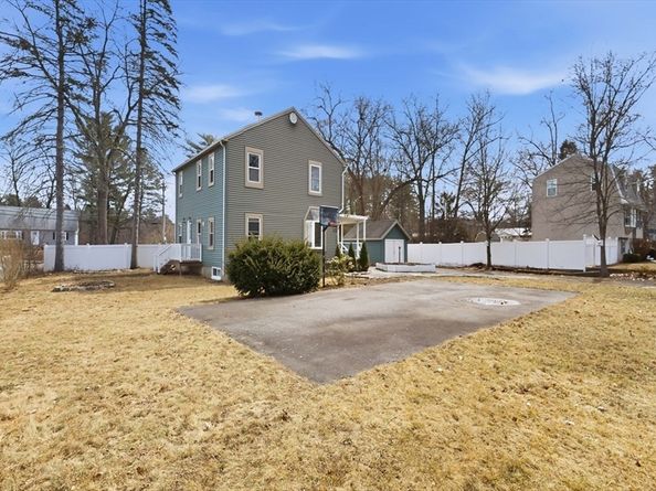 6 Balsamwood Ave, Billerica MA 01821
