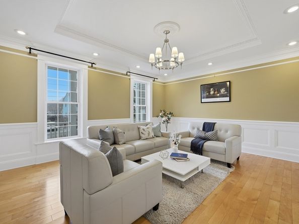 14 Albemarle Ave, Lexington MA 02420