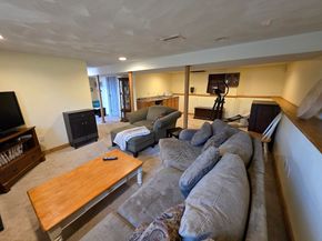 19 Bowdoin Dr, Milford MA 01757
