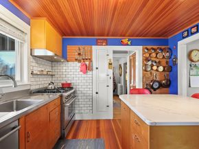 2614 Cranberry Highway, Wareham MA 02571