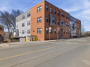 16 Boardman St 202, Boston MA 02128