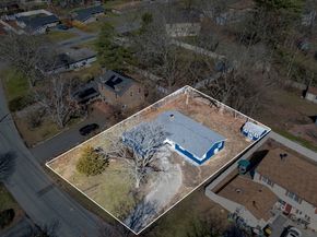 109 Hastings St, Framingham MA 01701