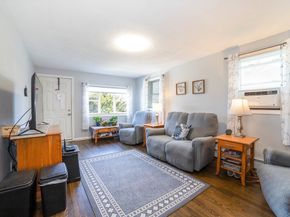 20 Kenberma Road, Worcester MA 01604