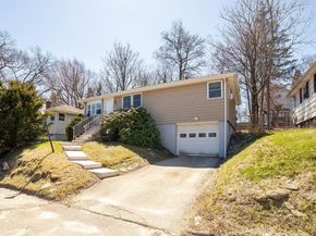 20 Kenberma Road, Worcester MA 01604
