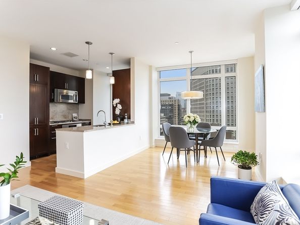 400 Stuart 18C, Boston MA 02116