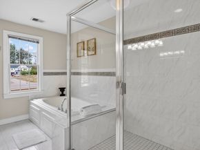 390 Hudson St, Northborough MA 01532