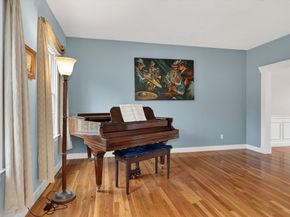 390 Hudson St, Northborough MA 01532