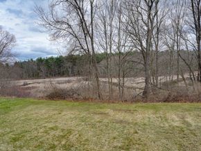 390 Hudson St, Northborough MA 01532