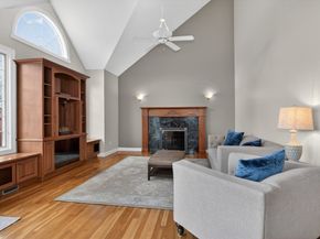 390 Hudson St, Northborough MA 01532