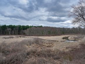 390 Hudson St, Northborough MA 01532