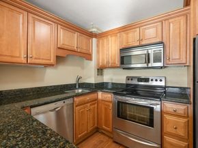 872 Massachusetts Avenue 304, Cambridge MA 02139
