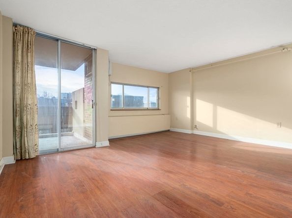 872 Massachusetts Avenue 304, Cambridge MA 02139
