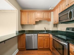 872 Massachusetts Avenue 304, Cambridge MA 02139