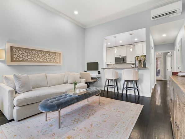 202 W Springfield St 3, Boston MA 02118
