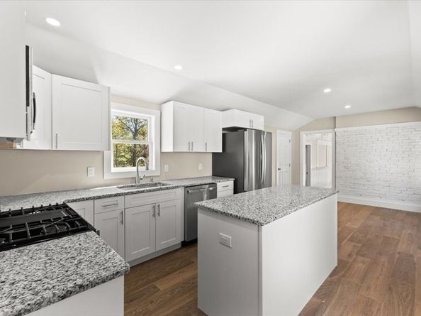 146 Miller St, Middleboro MA 02346