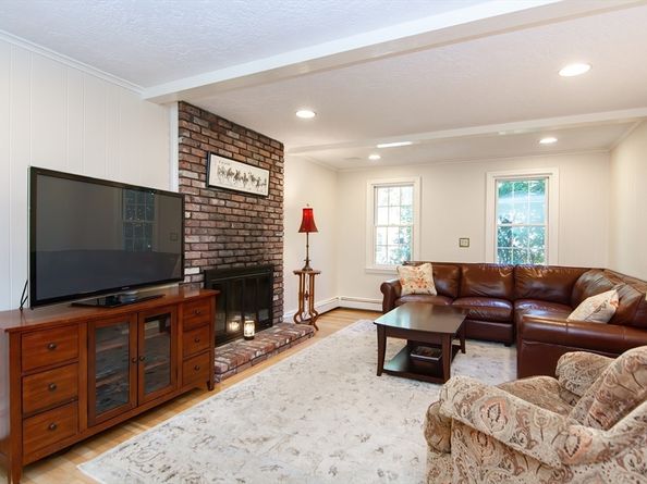 11 Barnet Road, Sudbury MA 01776