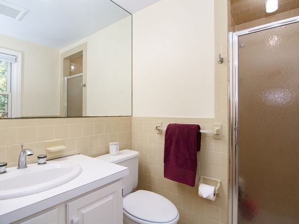 11 Barnet Road, Sudbury MA 01776