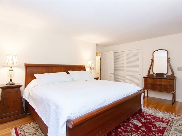 11 Barnet Road, Sudbury MA 01776