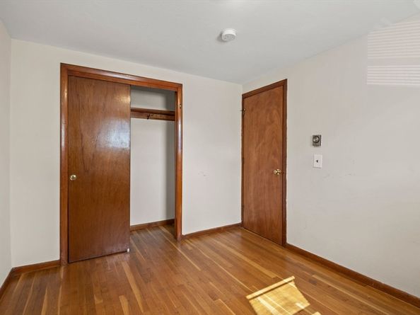 48 Hardwick St, Boston MA 02135