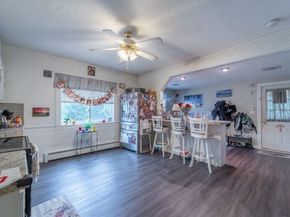 10 Lamar Ave, Worcester MA 01604