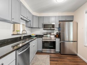 108 Laurelwood Dr 108, Hopedale MA 01747