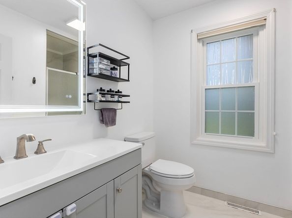 108 Laurelwood Dr 108, Hopedale MA 01747